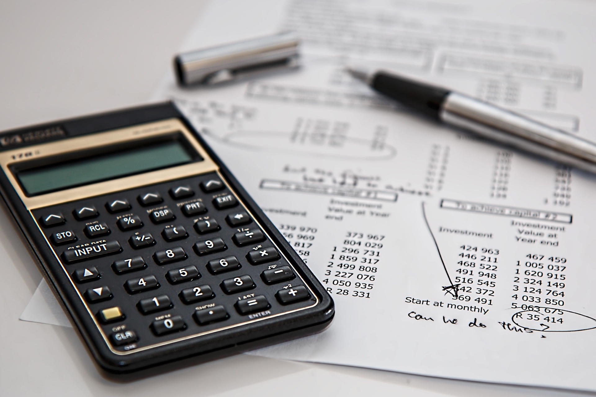 EBIT vs EBITDA: Unraveling Key Differences & Calculations for Entrepreneurs